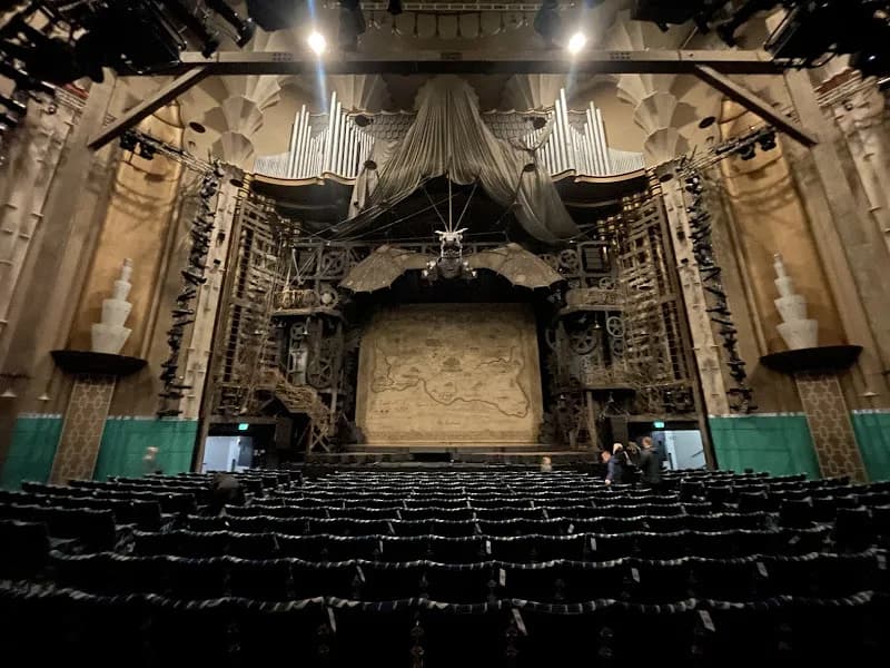 Apollo Victoria Theatre, Wilton Road, London, UK