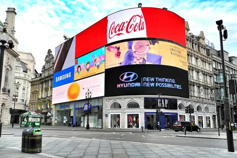 Piccadilly Circus