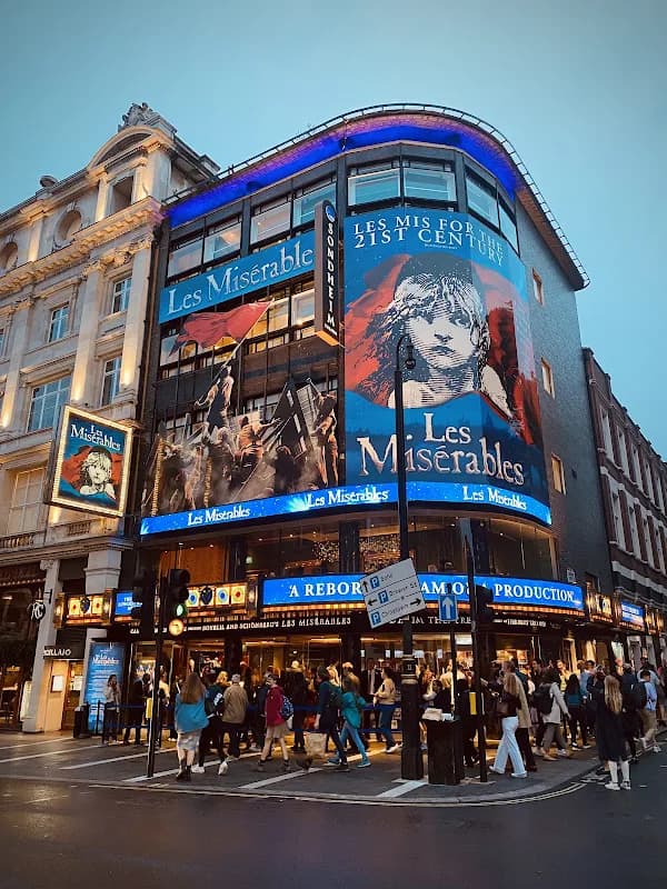 Sondheim Theatre