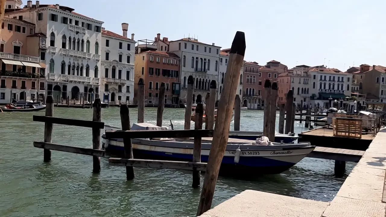 Gondola Traghetto di Santa Sofia