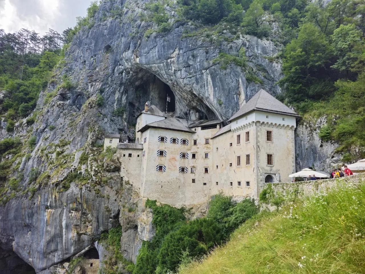 Predjama Castle