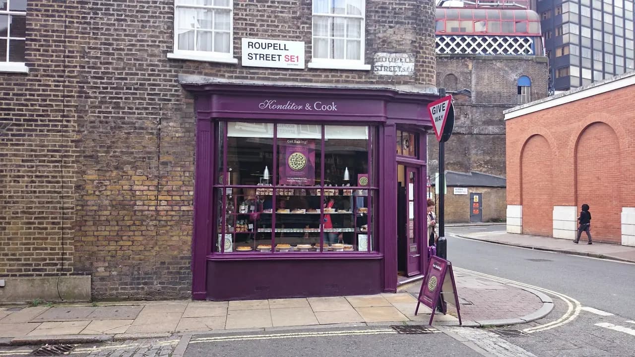 Roupell St
